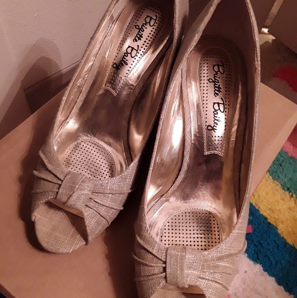 Brigitte Bailey wedges